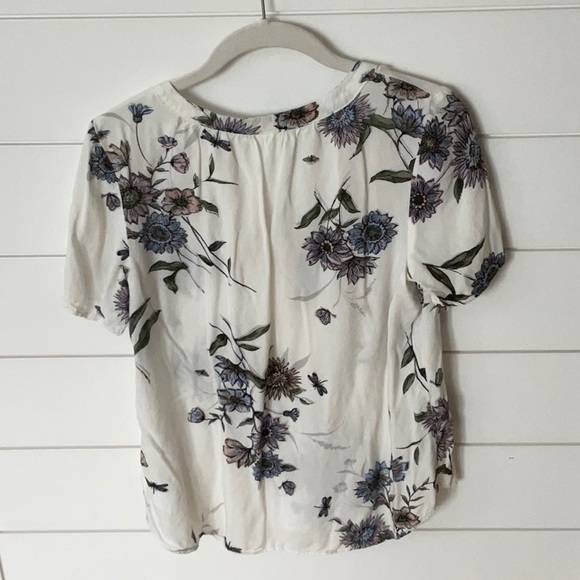 Old Navy Floral Blouse - Picture 5 of 8